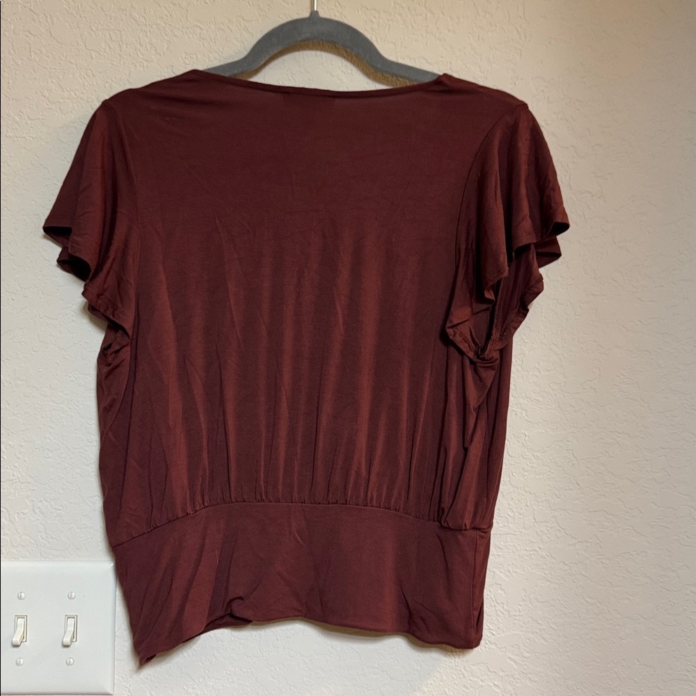 Express Women's Deep Brown V-Neck Top Size M - Picture 2 of 4
